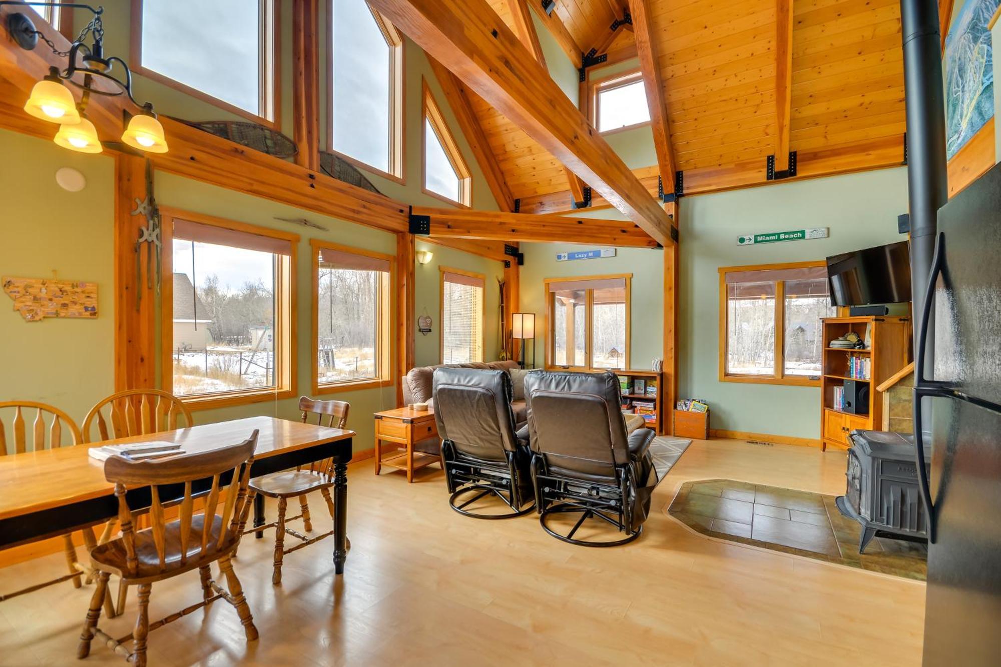 Off The Beaten Path Cabin With Mtn Views And Hot Tub Red Lodge Exterior photo