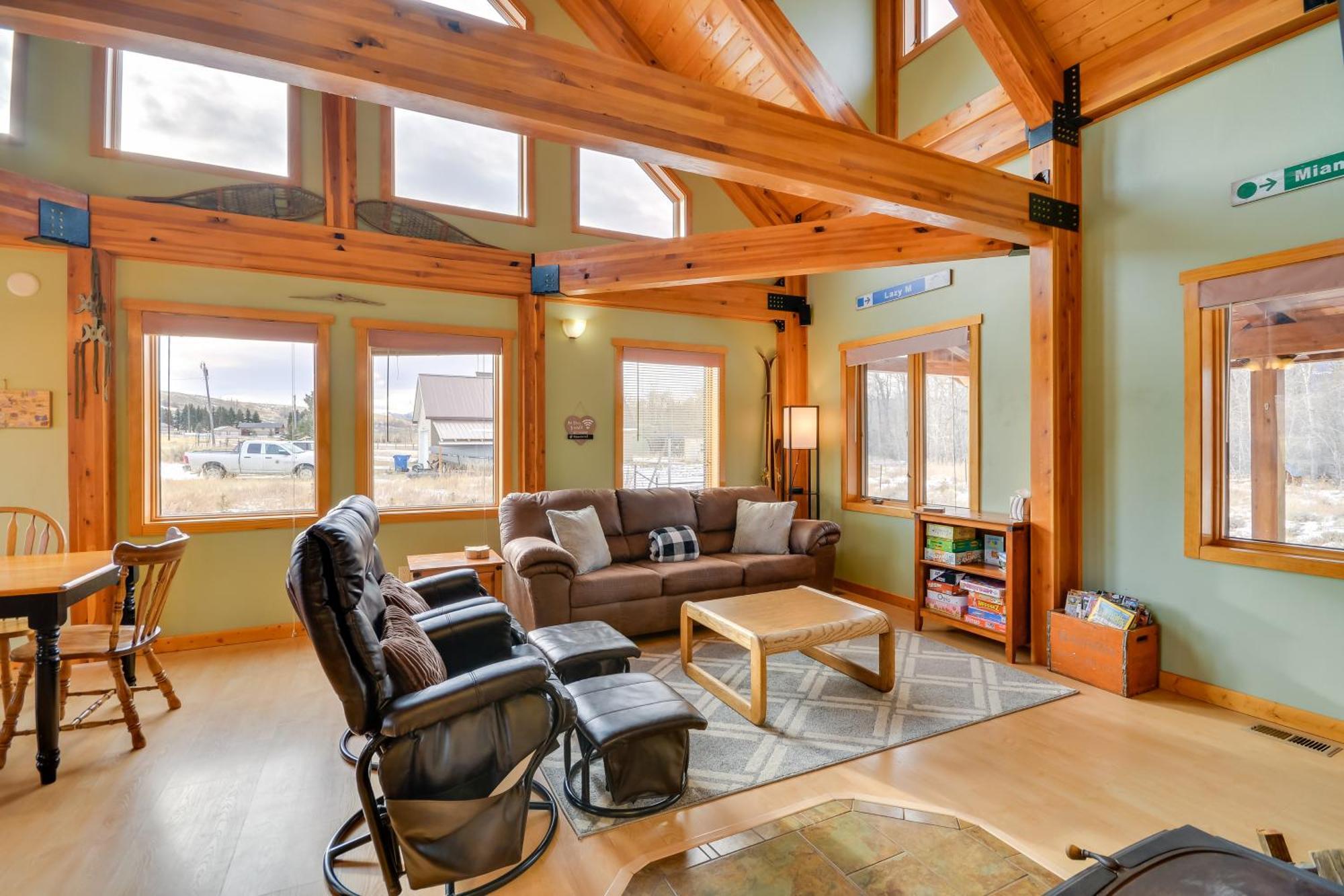 Off The Beaten Path Cabin With Mtn Views And Hot Tub Red Lodge Exterior photo
